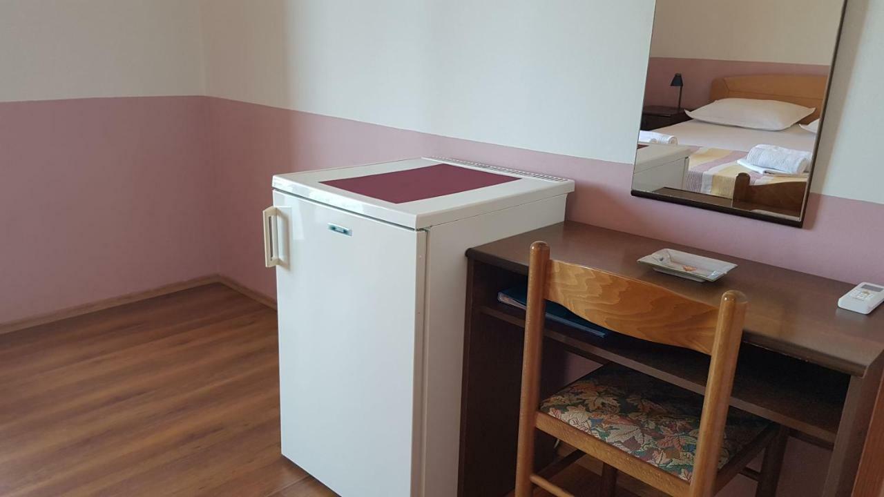 And Caric Apartman Jelsa (Hvar)